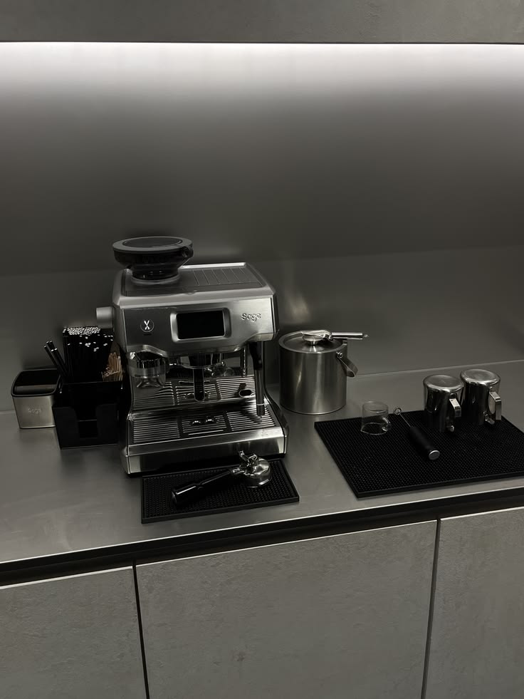 So reinigst du deine Espressomaschine richtig